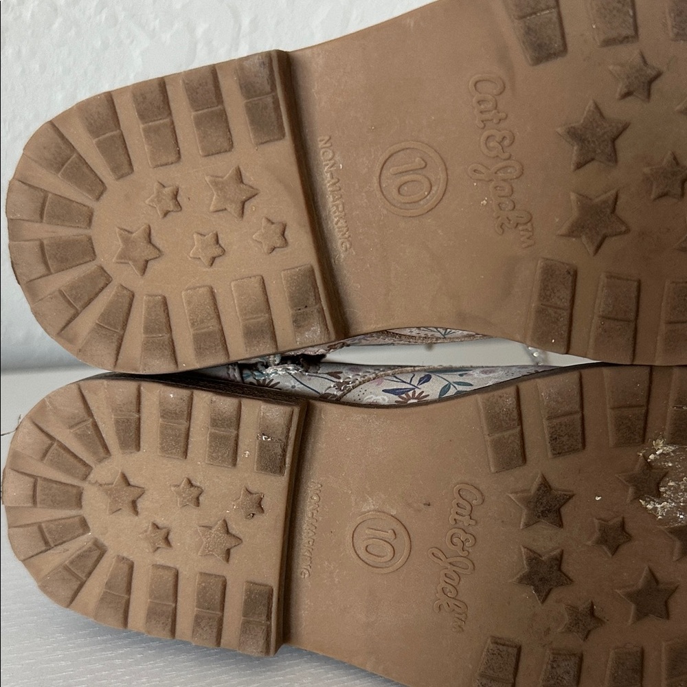 Cat & Jack Brand Floral Cream Kids Boots - Picture 3 of 7